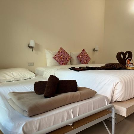 Malee Sirin Old Town Hotel Ko Lanta Екстериор снимка