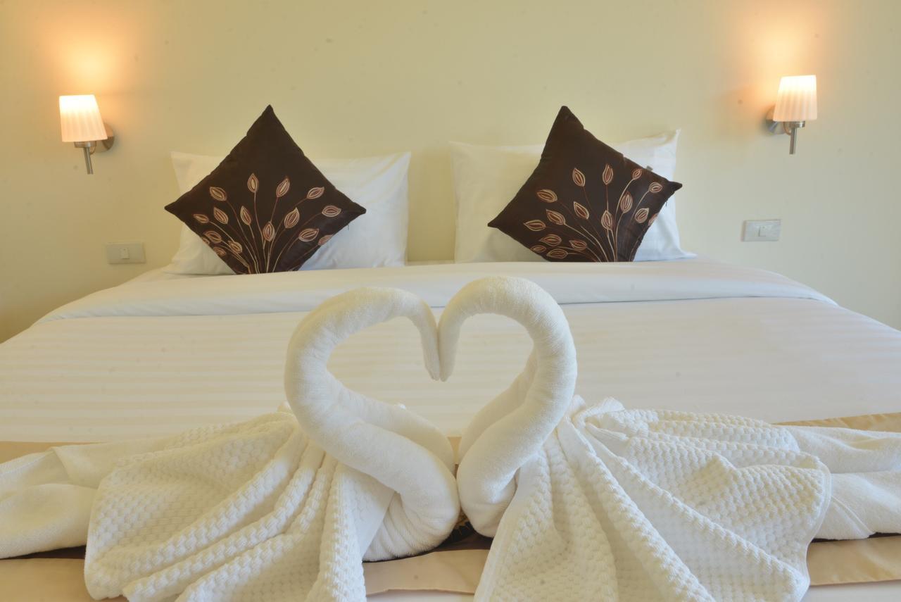 Malee Sirin Old Town Hotel Ko Lanta Екстериор снимка